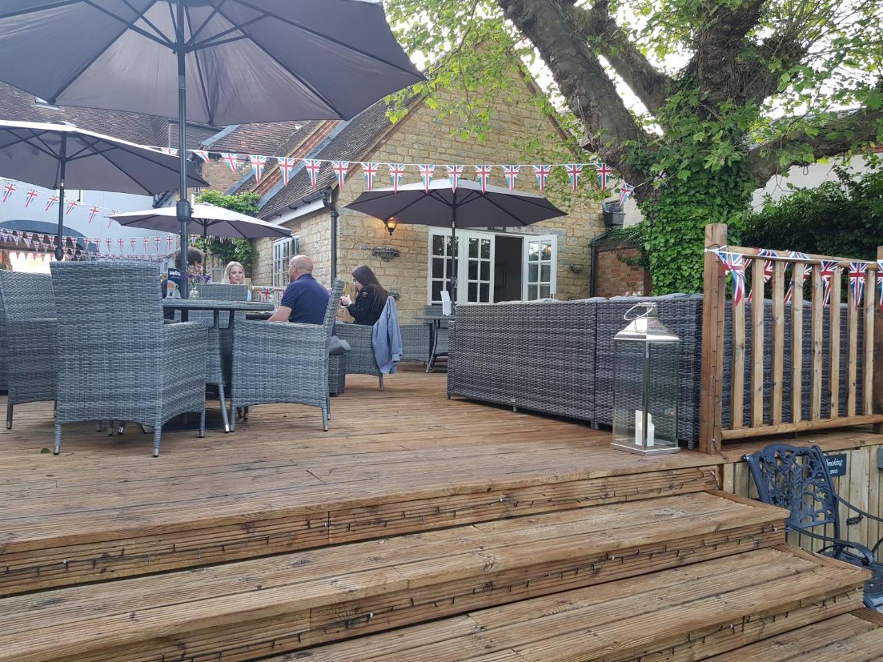 Stoneleigh House Boutique Hotel Buckingham Exterior photo